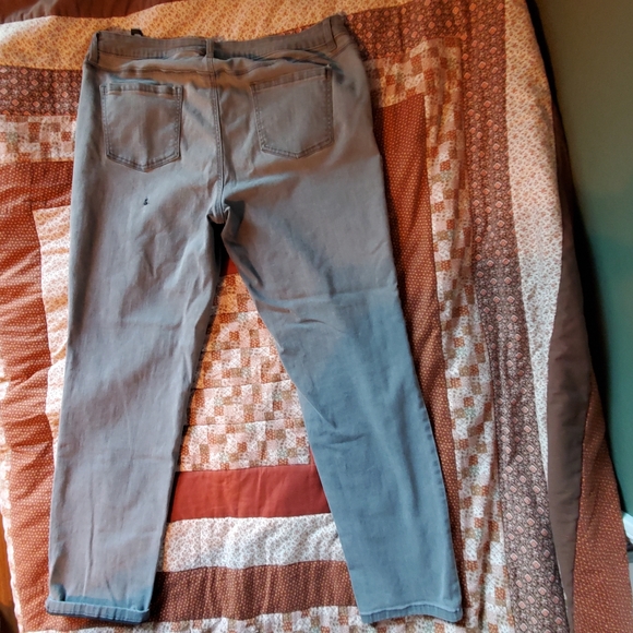 Buffalo David Bitton Women's Pursuit Skinny Jeans. Charcoal. Size 16/36. Used. - Picture 3 of 16